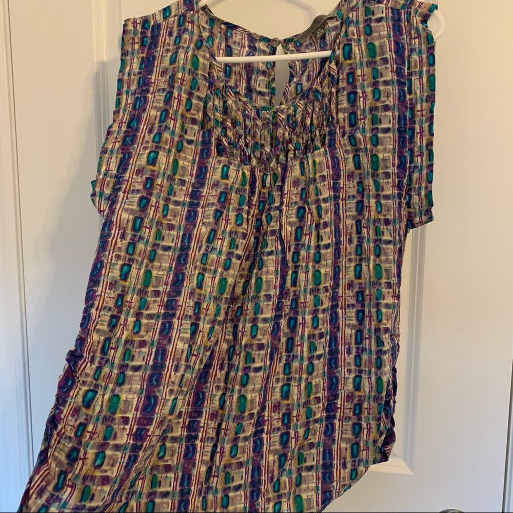 Gorgeous blouse by Forever 21